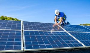 Installation et mise en production des panneaux solaires photovoltaïques à Quillan